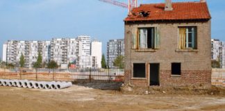 abusi edilizi e ordinanza di demolizione