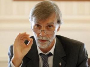 Graziano Delrio, presidente Anci, si dice preoccupato per la nuova Imu