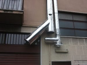 Realizzazione di una canna fumaria, quali sono le norme da rispettare? Installazione canna fumaria condominio