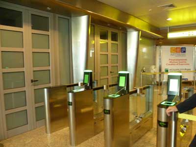 Varchi di sicurezza e barriere controllo accessi a Cagliari con installazioni Gunnebo
